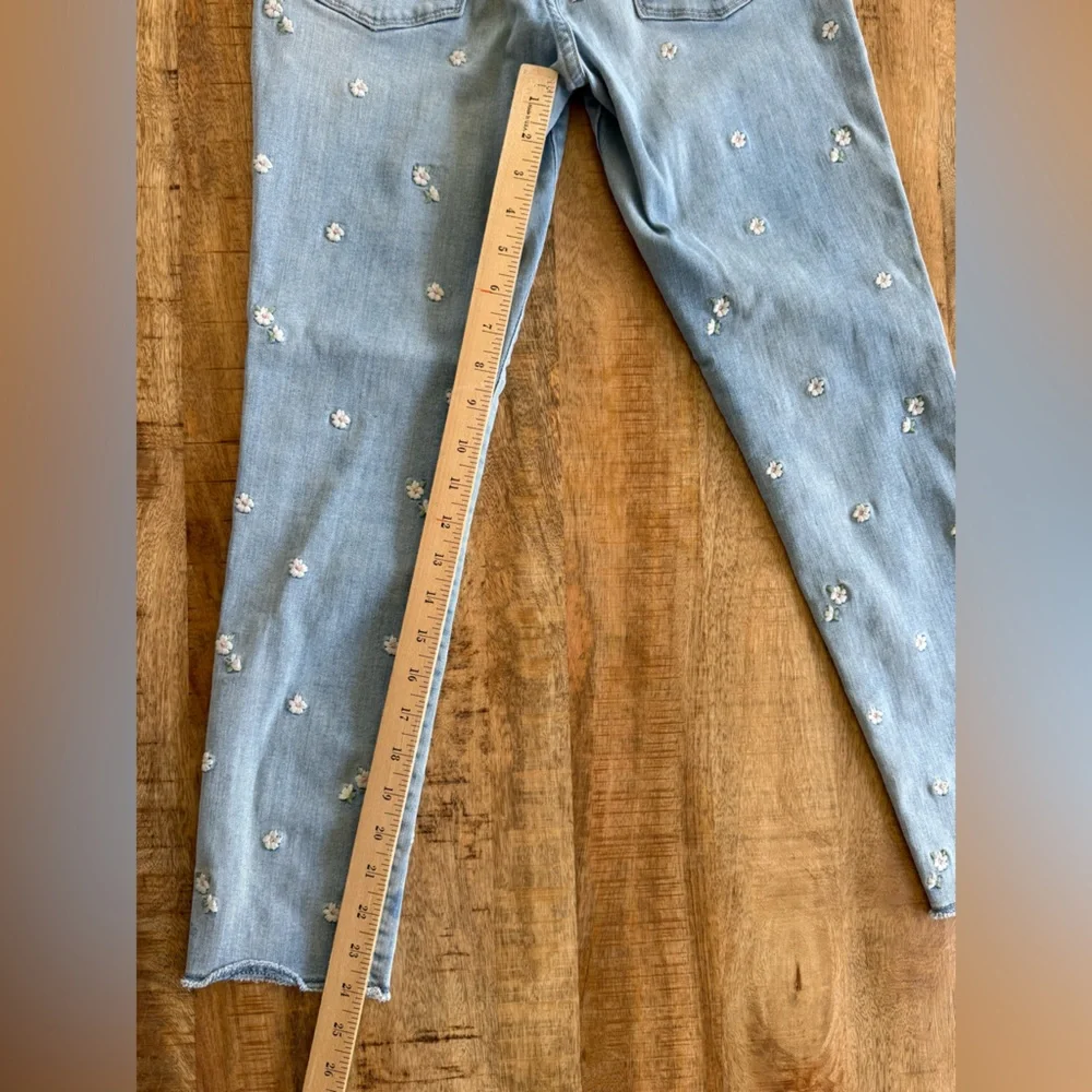 GAP Floral Embroidered Stretch Jegging Ankle Jeans Light Wash Size 16
